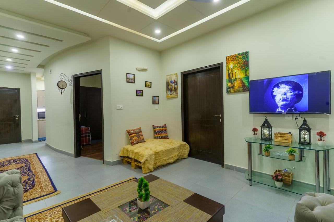 Serenity Corner Islamabad Luaran gambar
