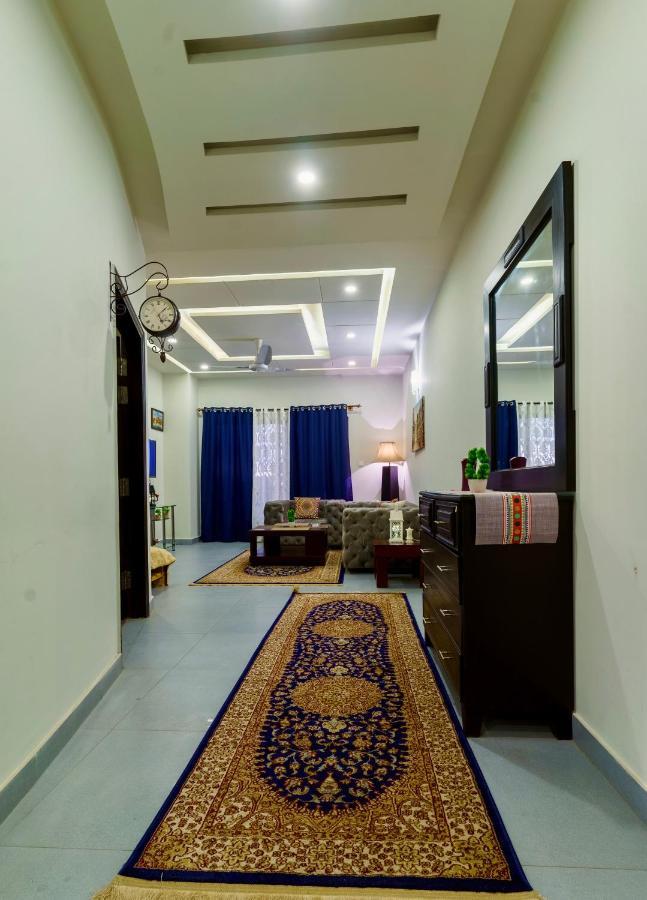 Serenity Corner Islamabad Luaran gambar